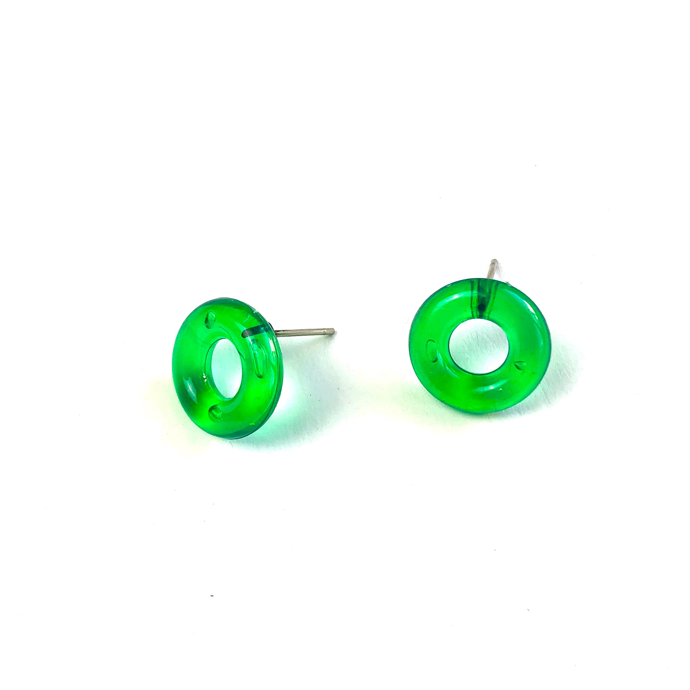 kelly green earrings