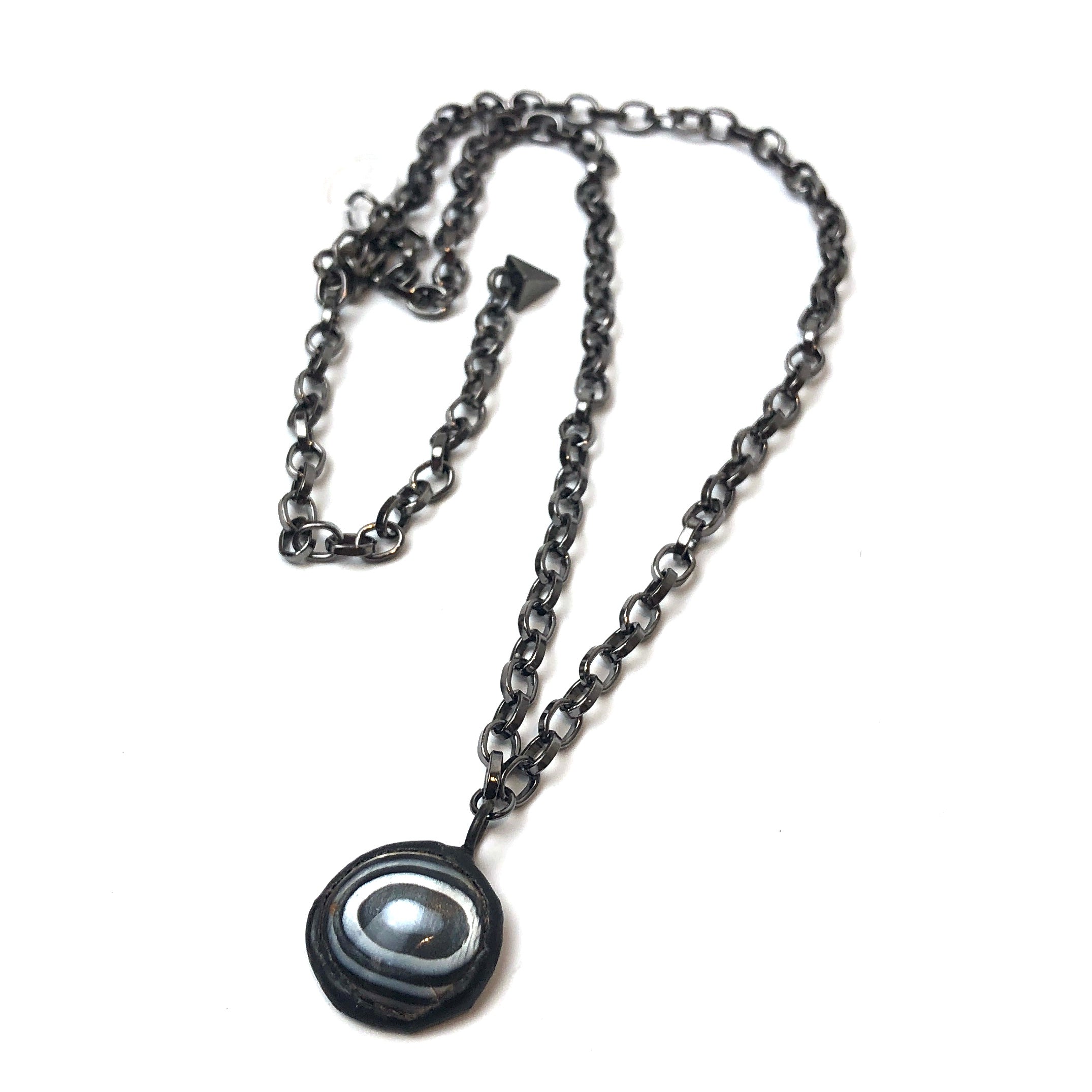 Black &amp; White Glow Bullseye Layering Necklace - Shortie