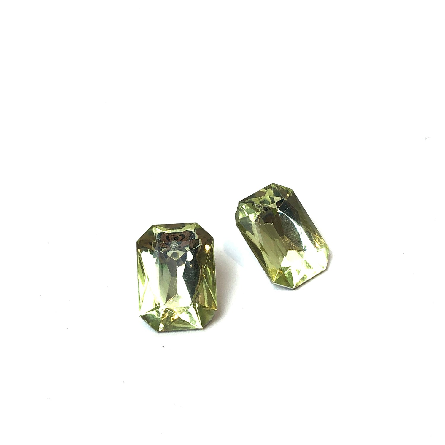 yellow faceted stud earrings