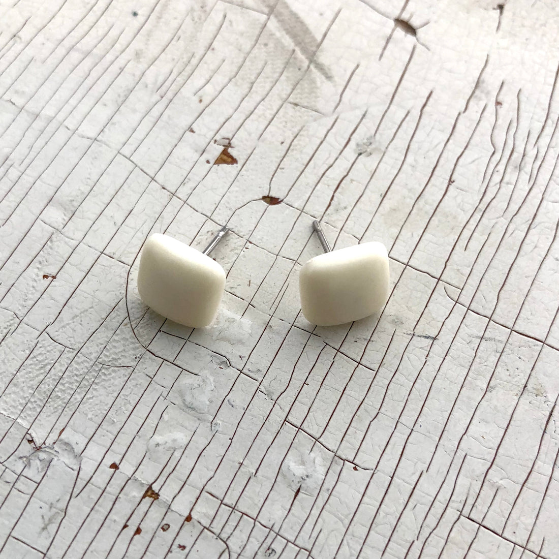 ivory stud earrings