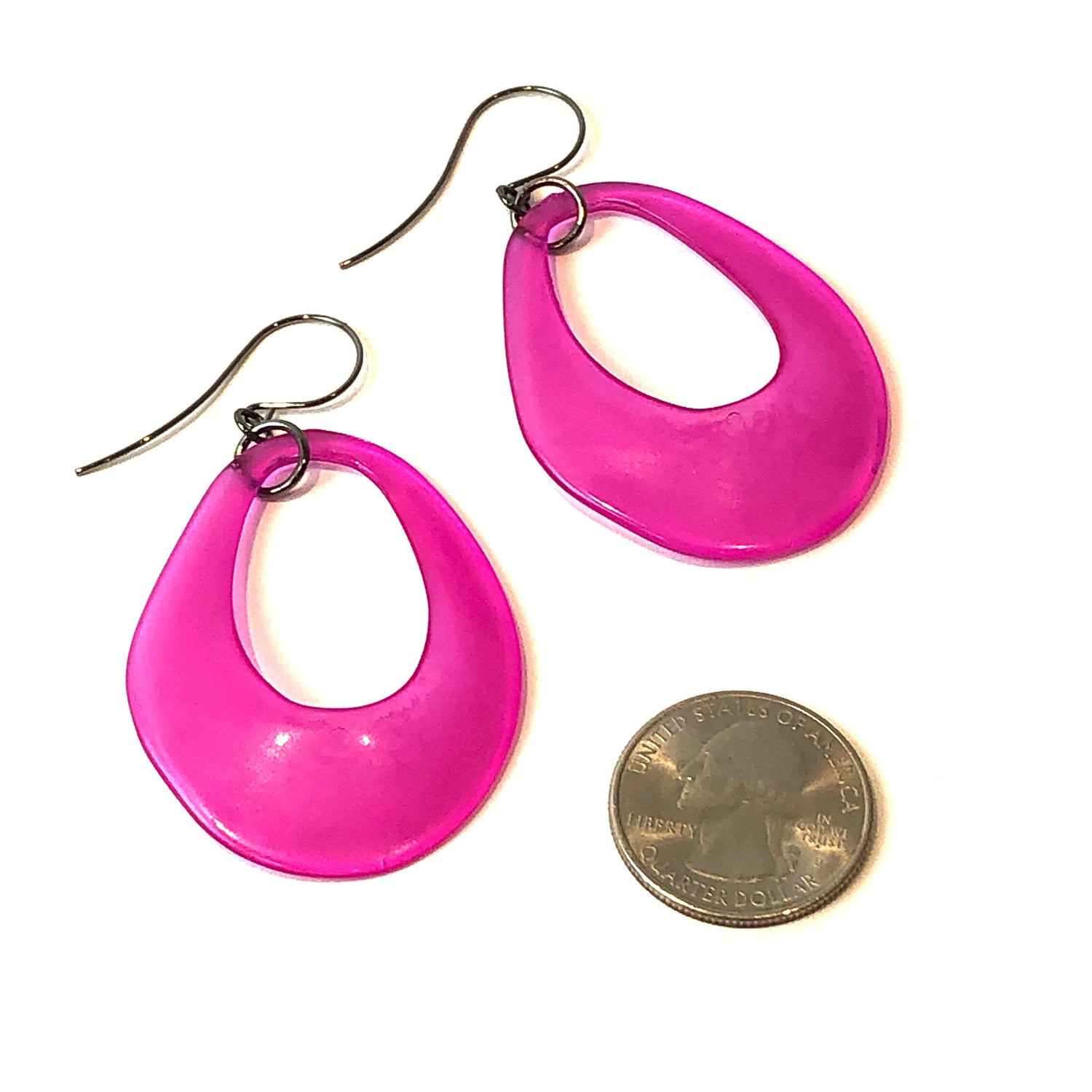 hot pink gemma earrings