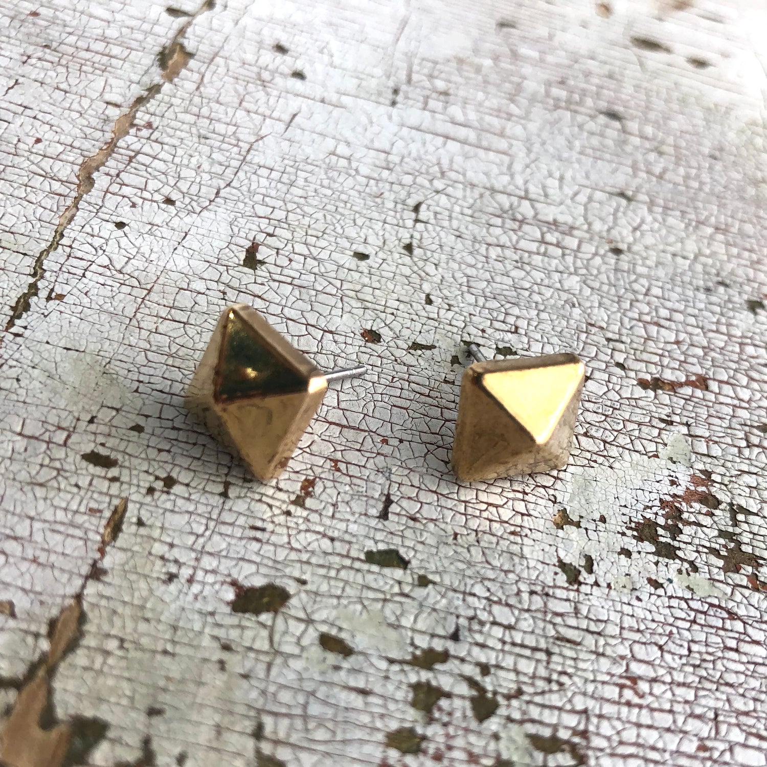 Bronze Square Faceted Acrylic Spike Stud Earrings