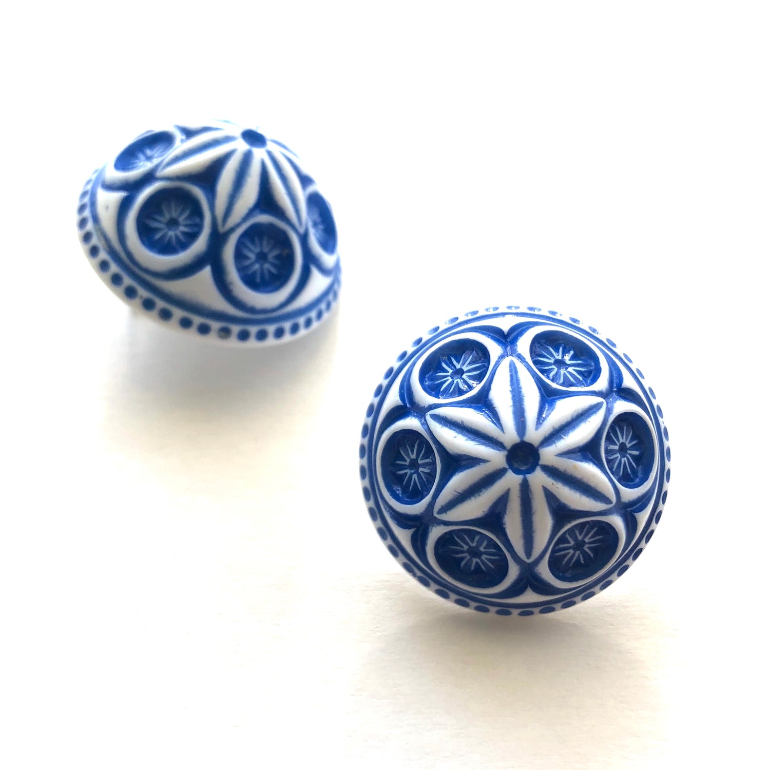 Deep Blue Carved Cornflower Retro Button Stud Earrings