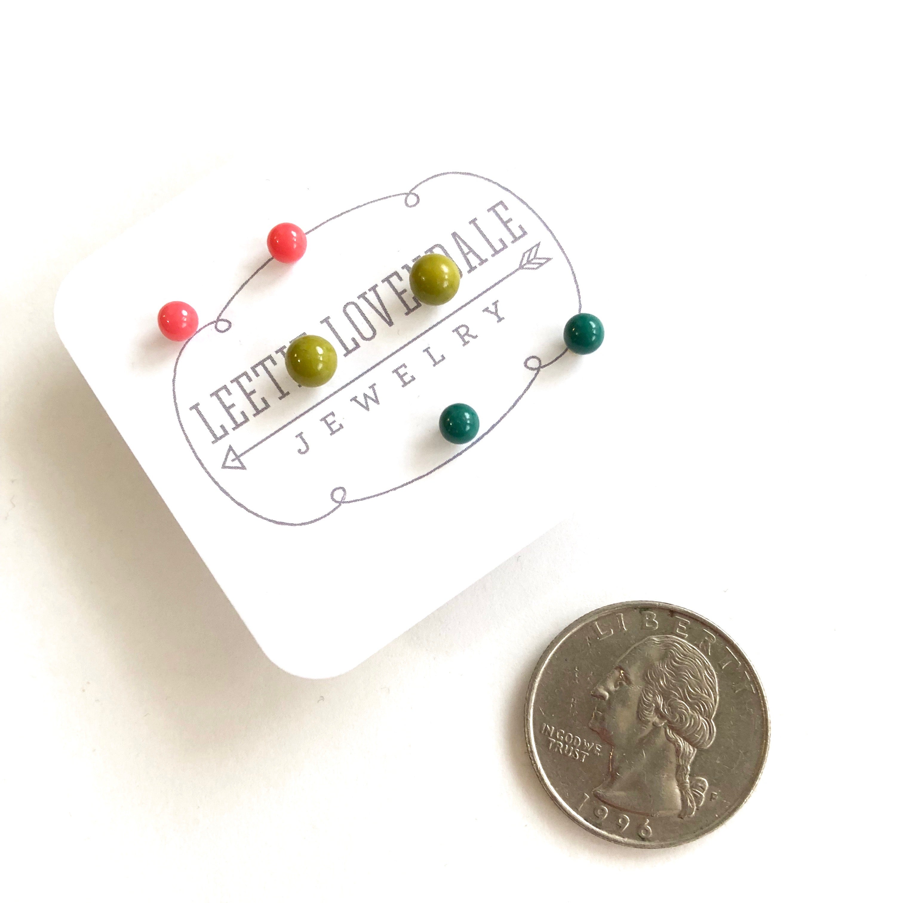 small lucite minimalist studs