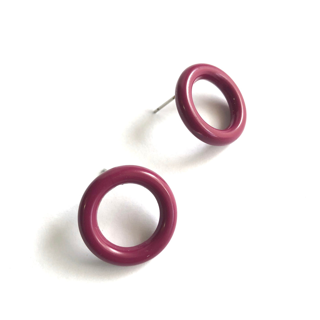 Violet Donut Stud Earrings