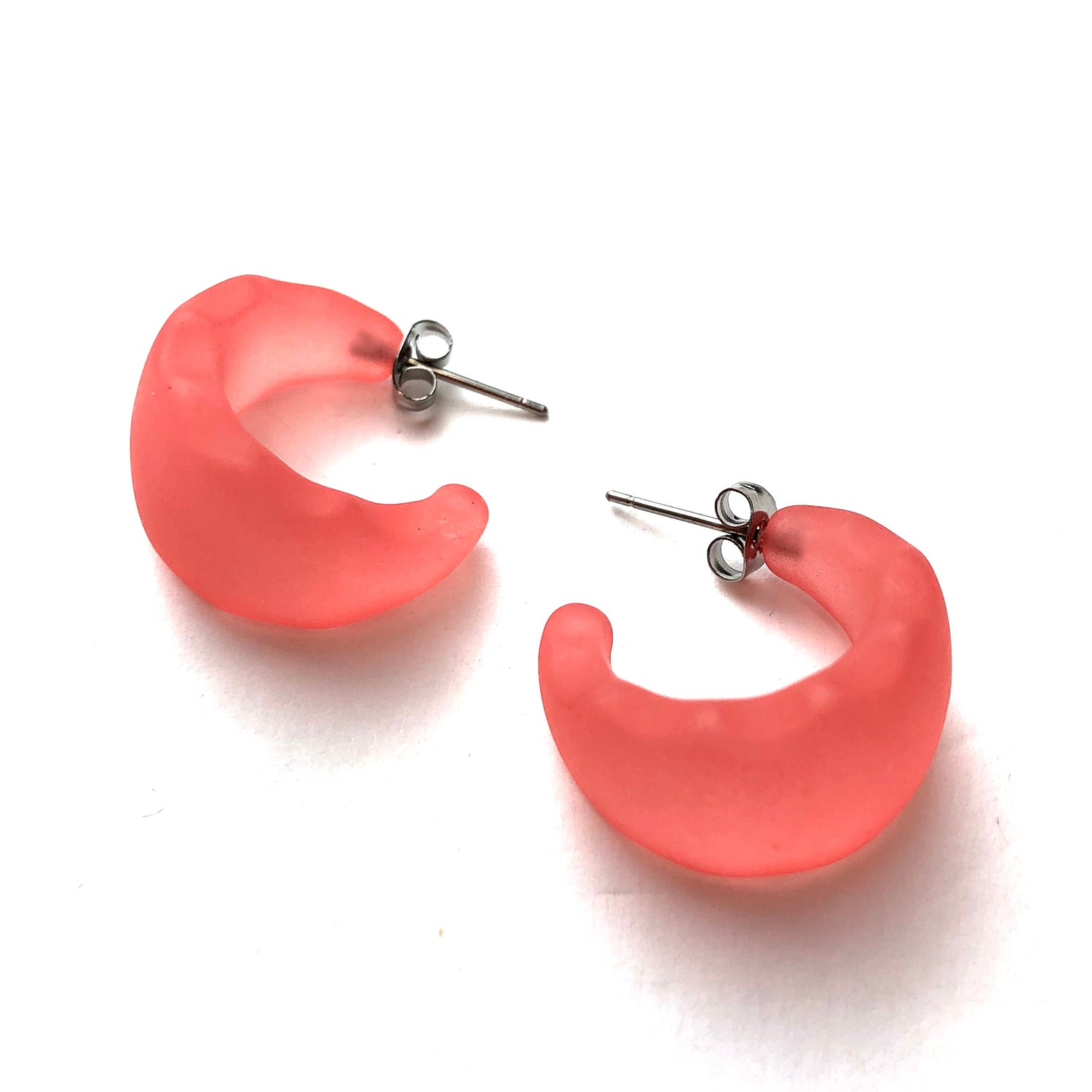 Coral Frosted Ruffle Hoop Earrings