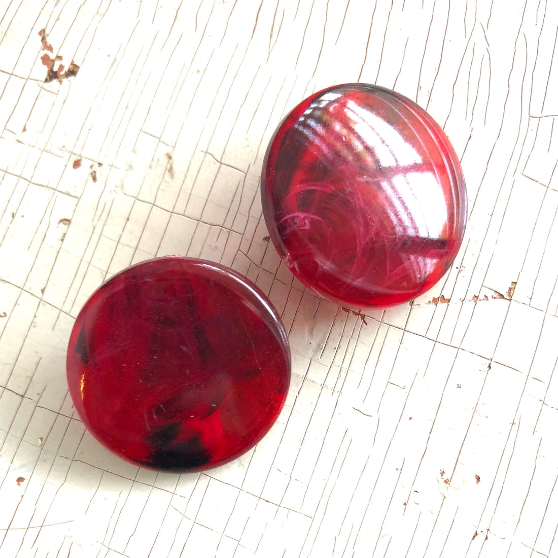 Ruby Marbled Retro Saucer Button Stud Earrings