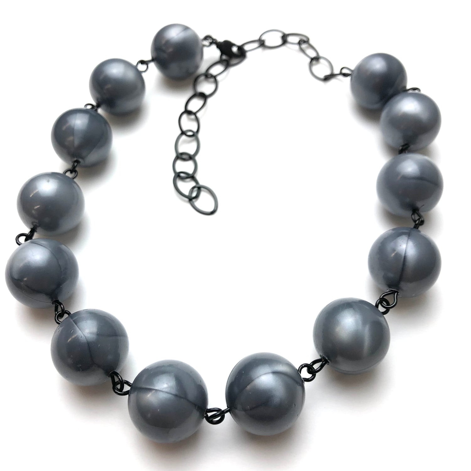 Gray glow necklace