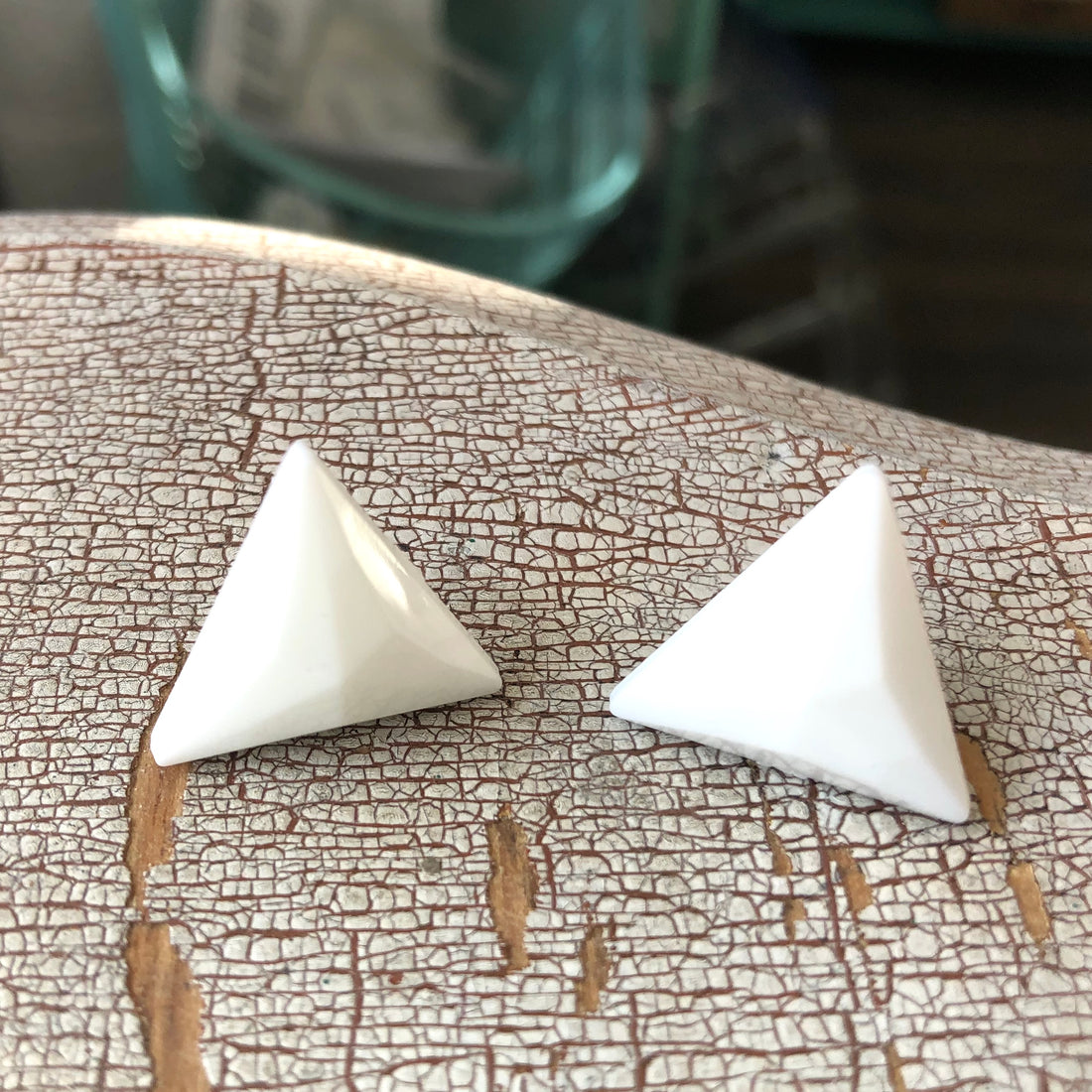 White Faceted Triangle Stud Earrings