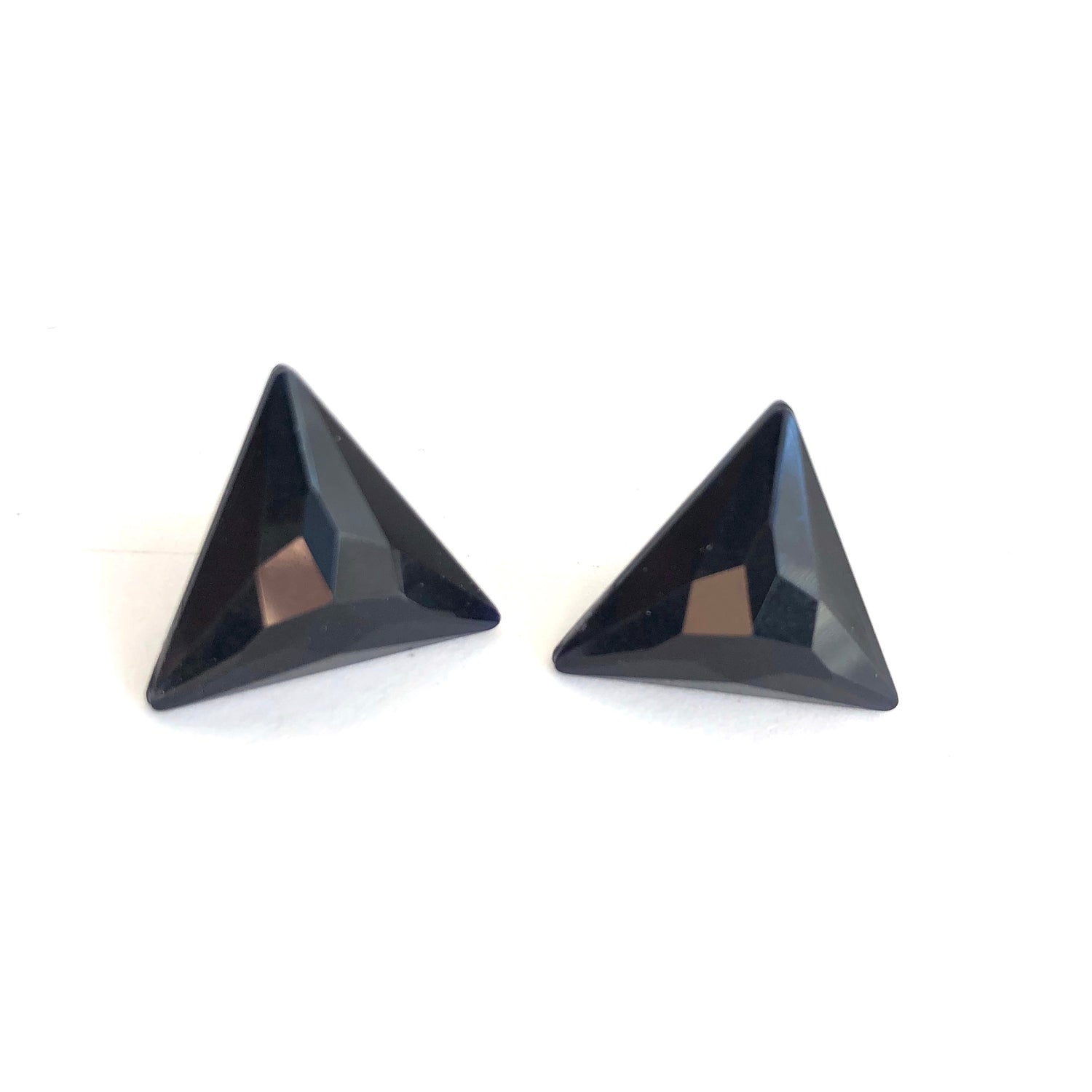 Black Faceted Triangle Stud Earrings