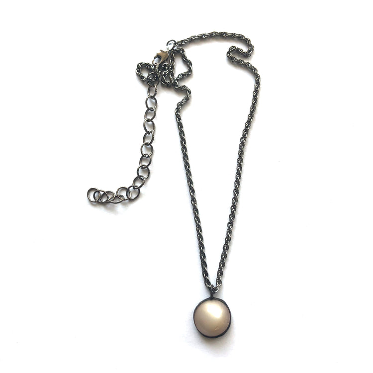 champagne moonglow necklace