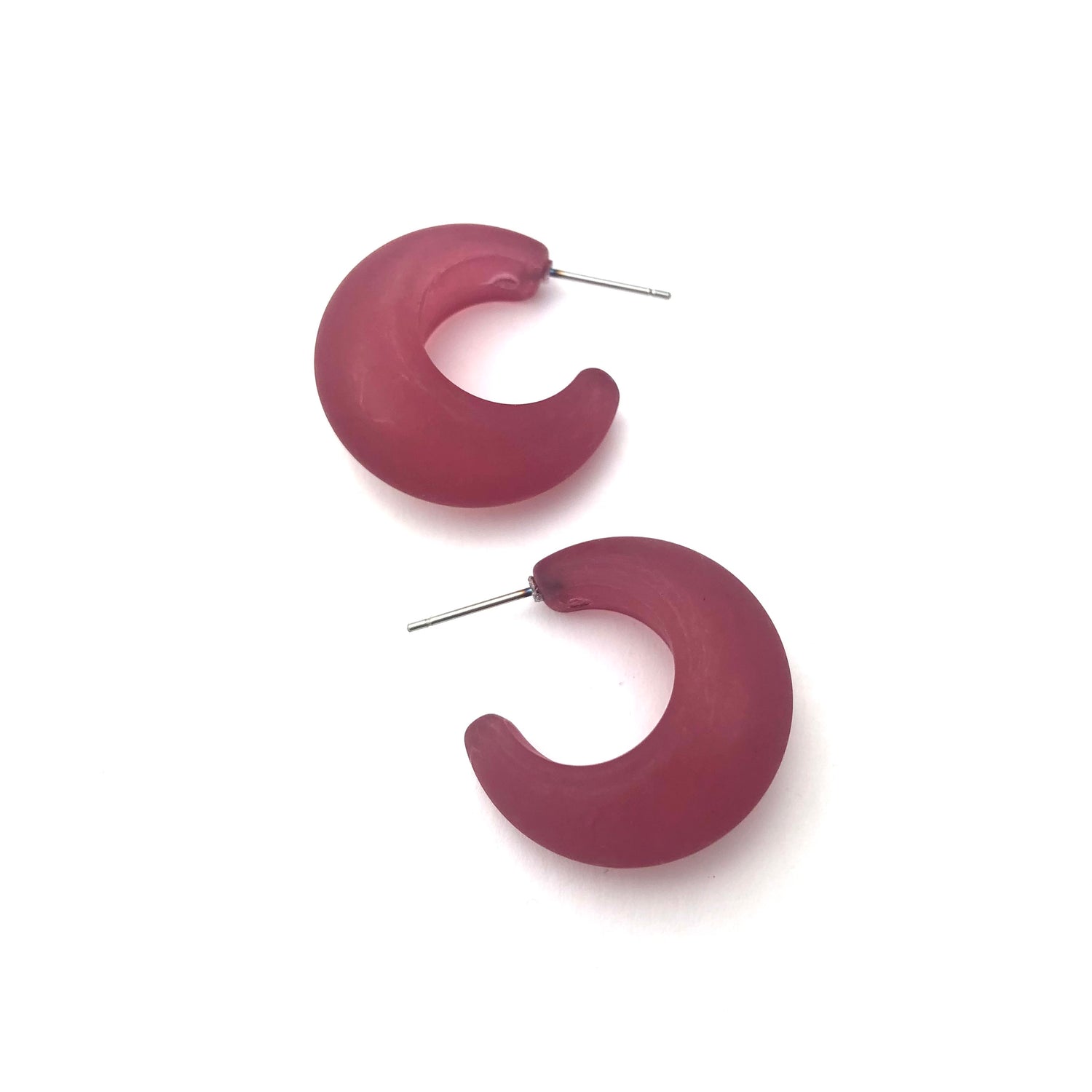 Cranberry Frosted Chunky Snail Shell Hoop Earrings
