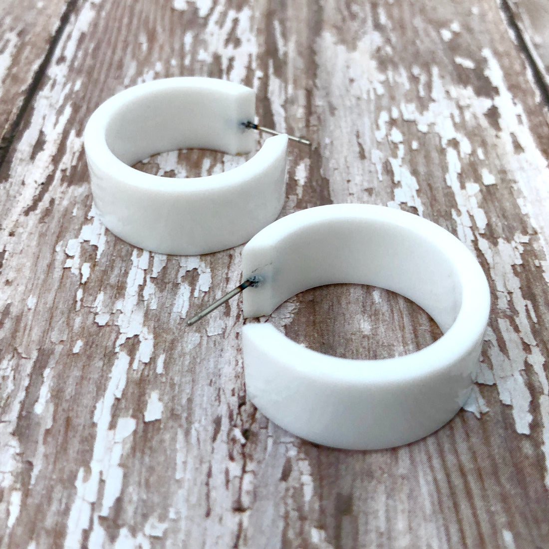 white peggy hoops