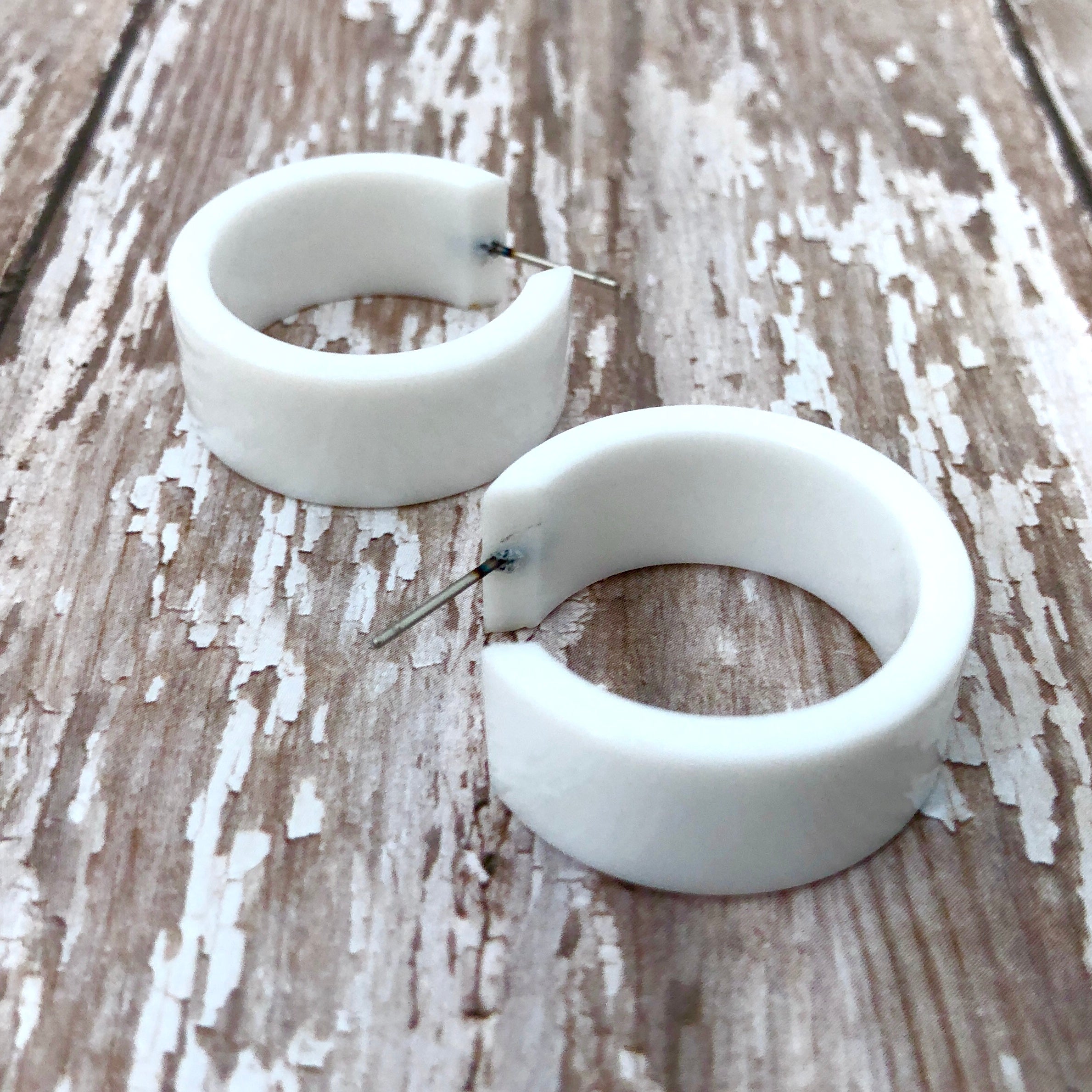 white peggy hoops