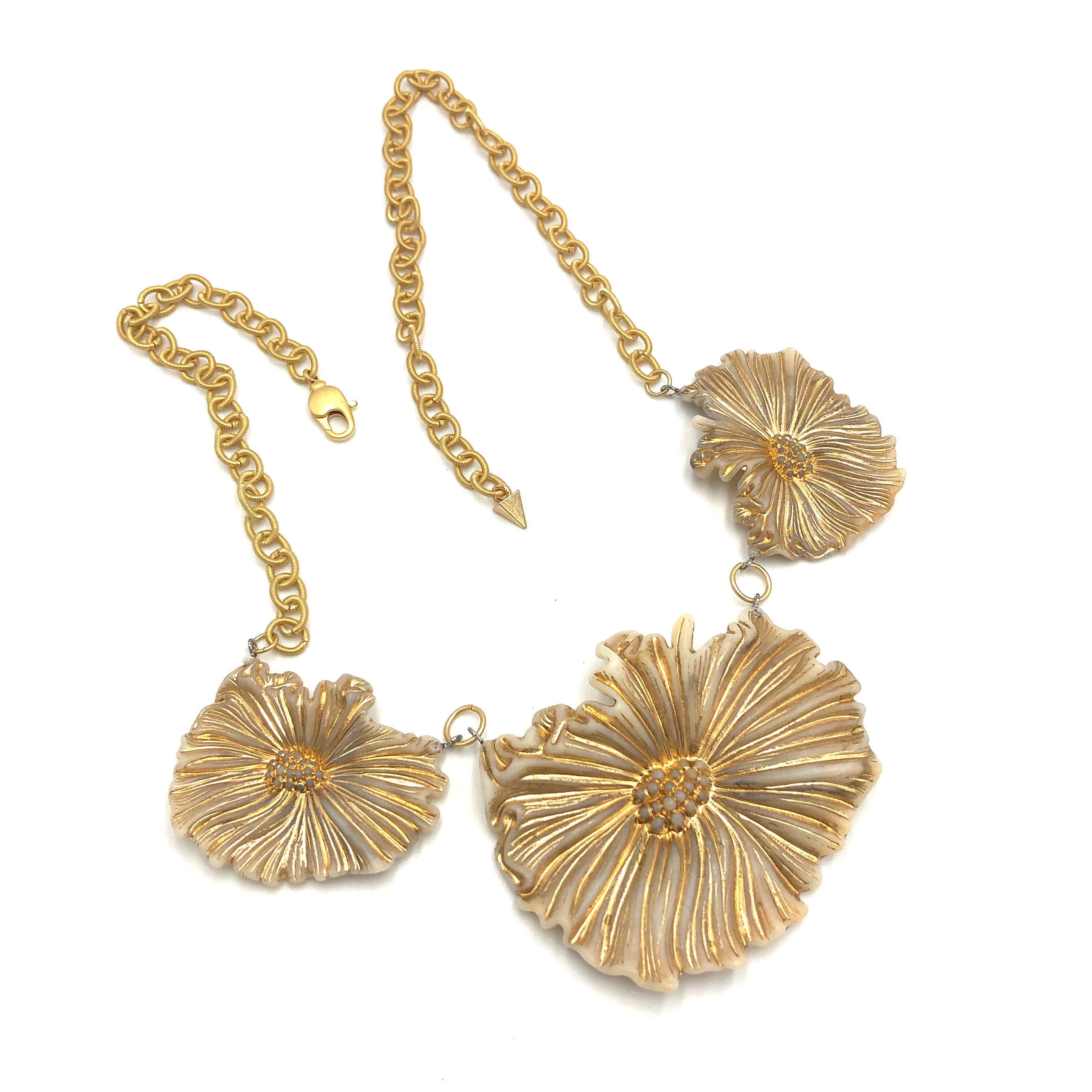Cosmos Gilded Cream Triple Flower Necklace