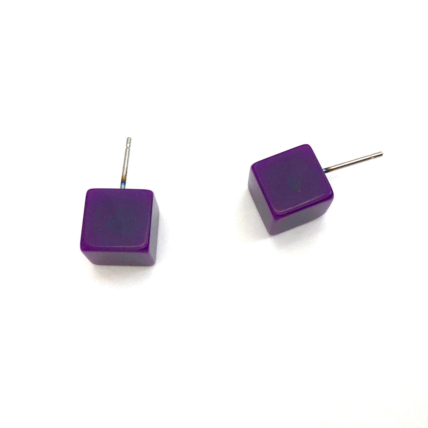 lucite purple cube