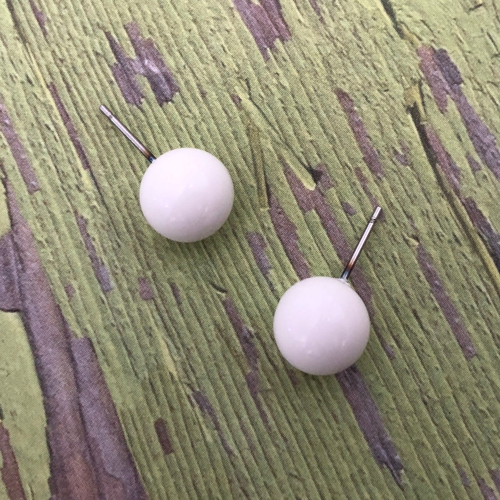 lucite stud earrings