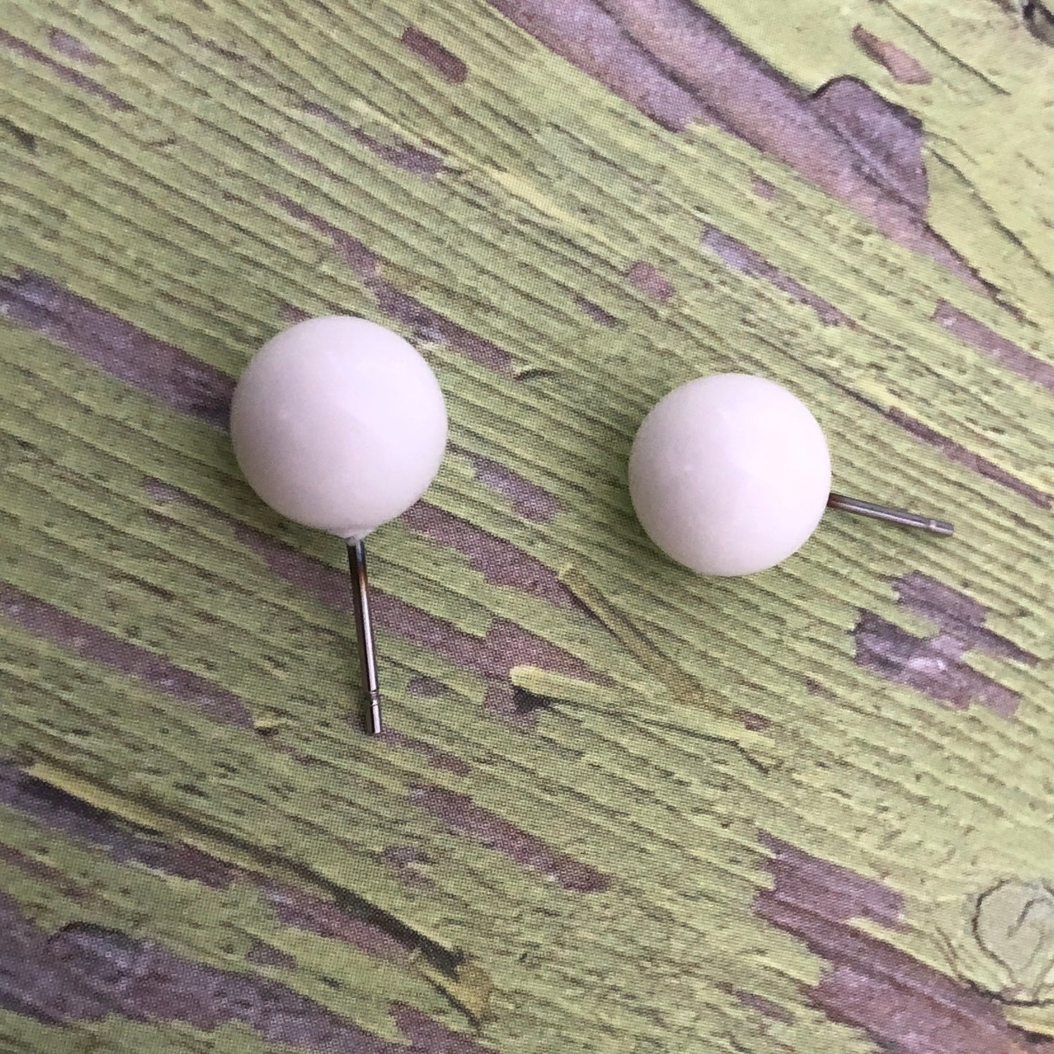 white stud earrings