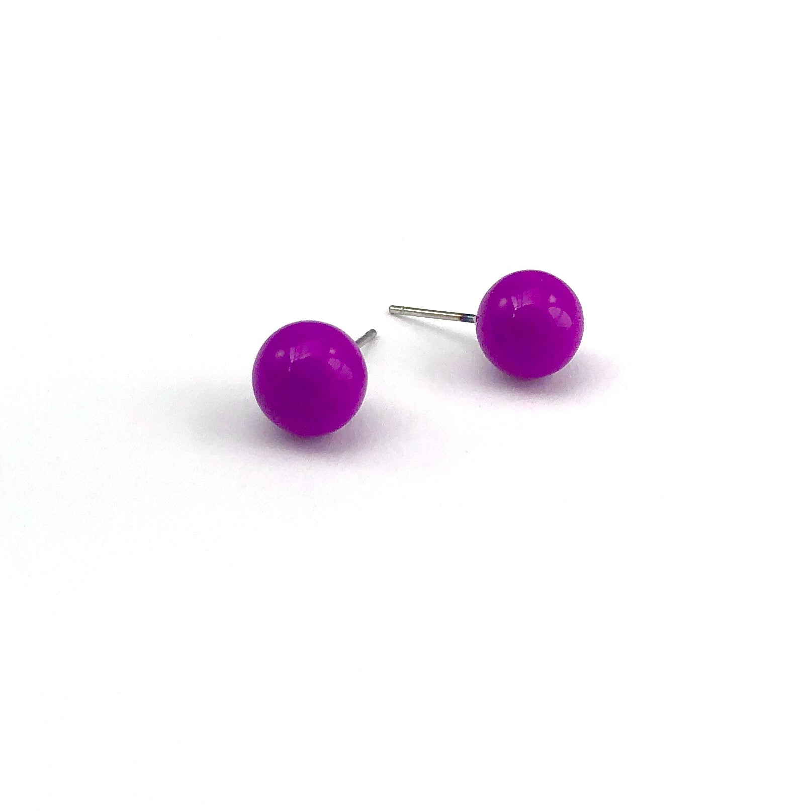 violet stud earrings