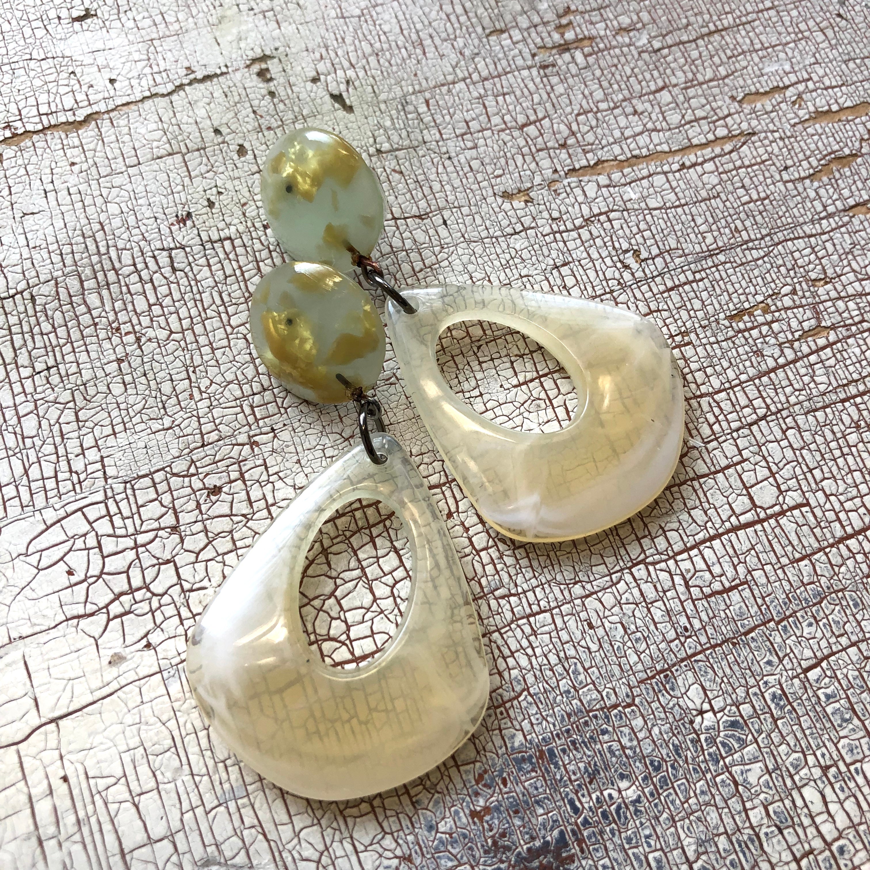 Marbled Cream &amp; Golden Fleck Mimi Earrings