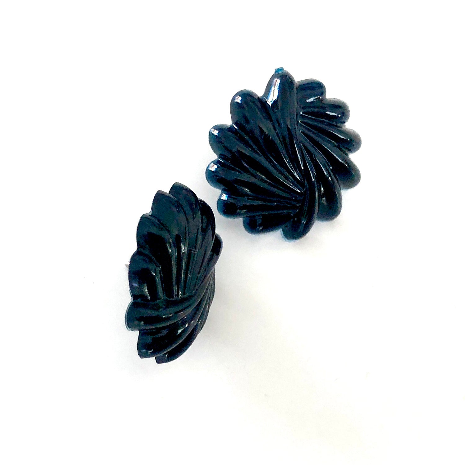 Black Art Deco Carved Retro Button Stud Earrings