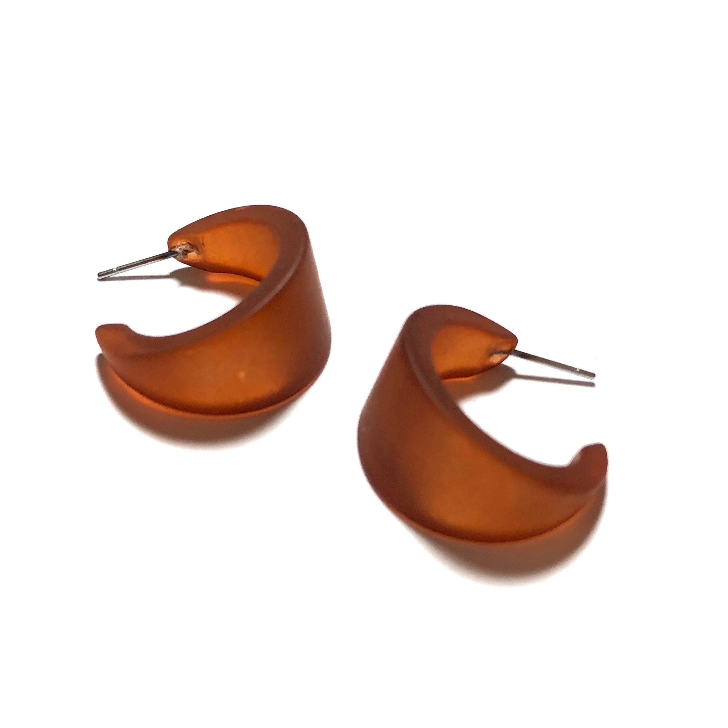 brown marilyn monroe earrings