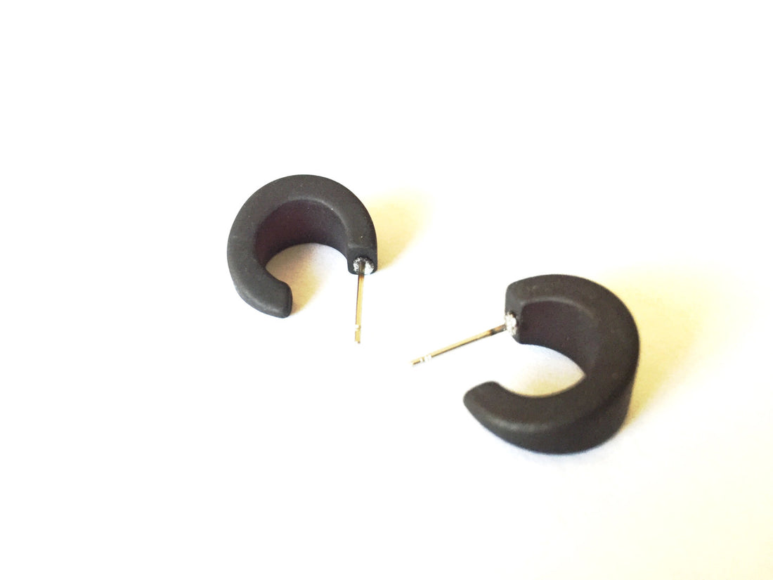 tiny black hoop earrings
