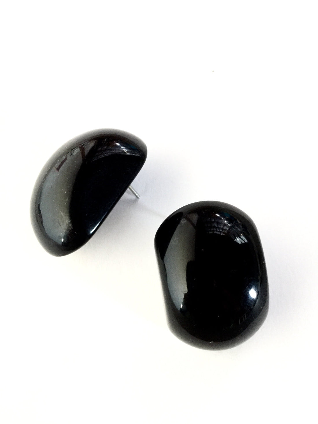 black stud earrings