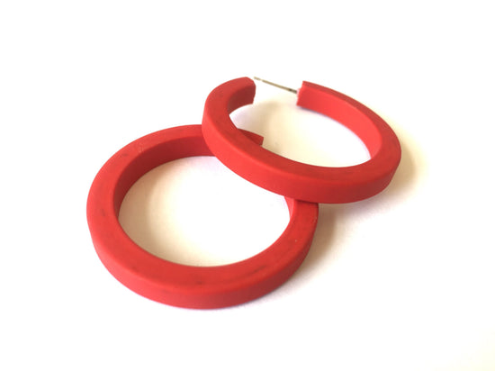 muted red hoops