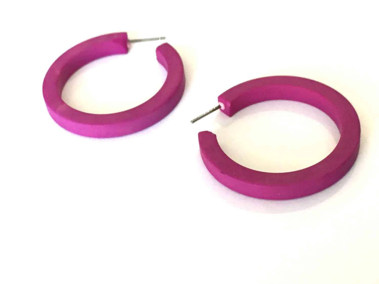 violet earrings hoop style