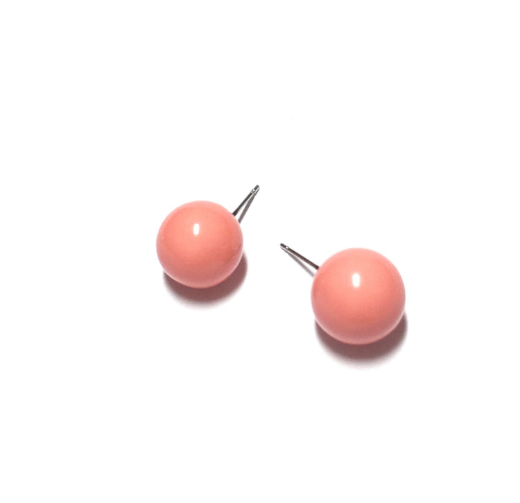 light peach earrings