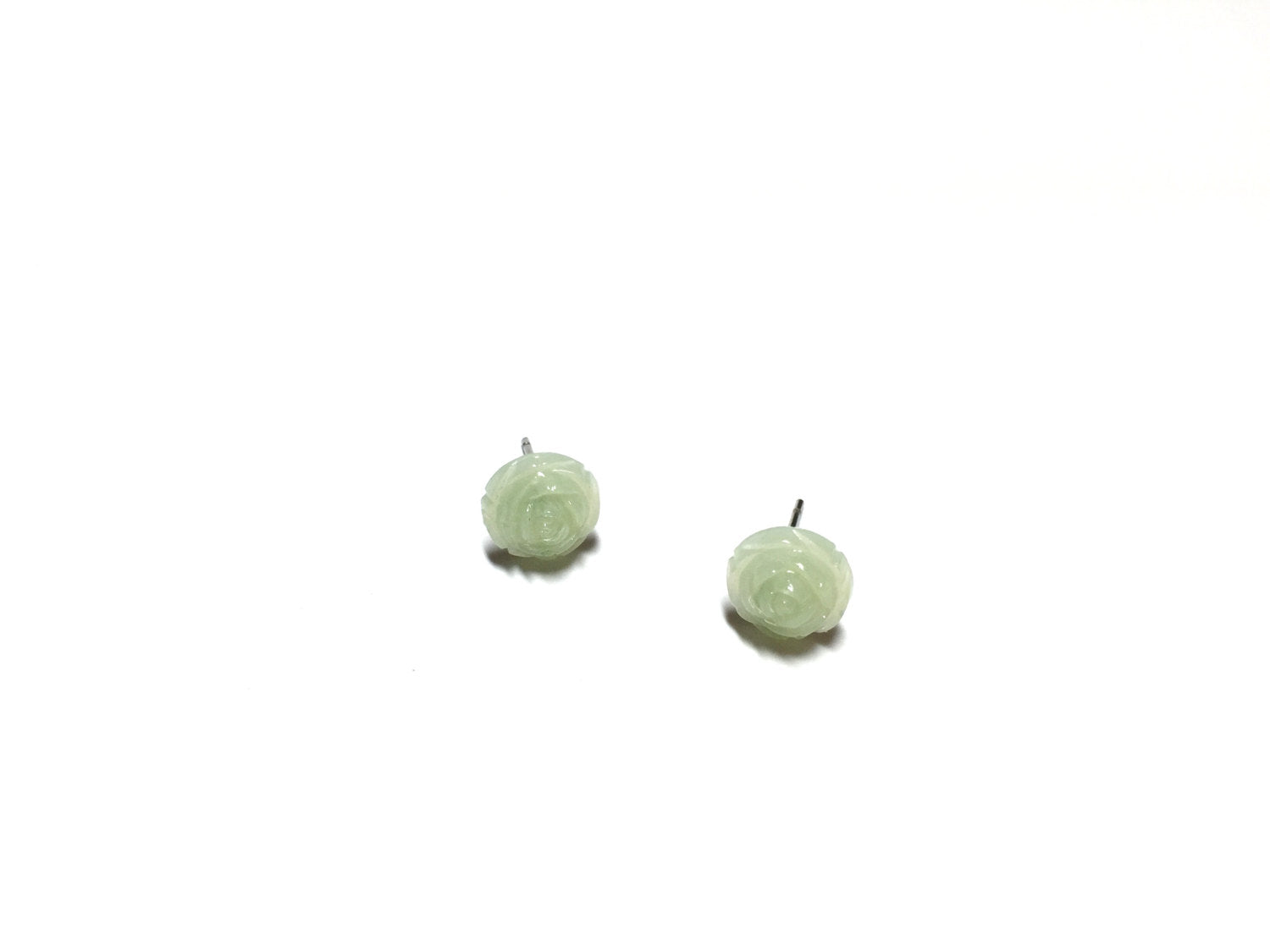 green rose stud earrings