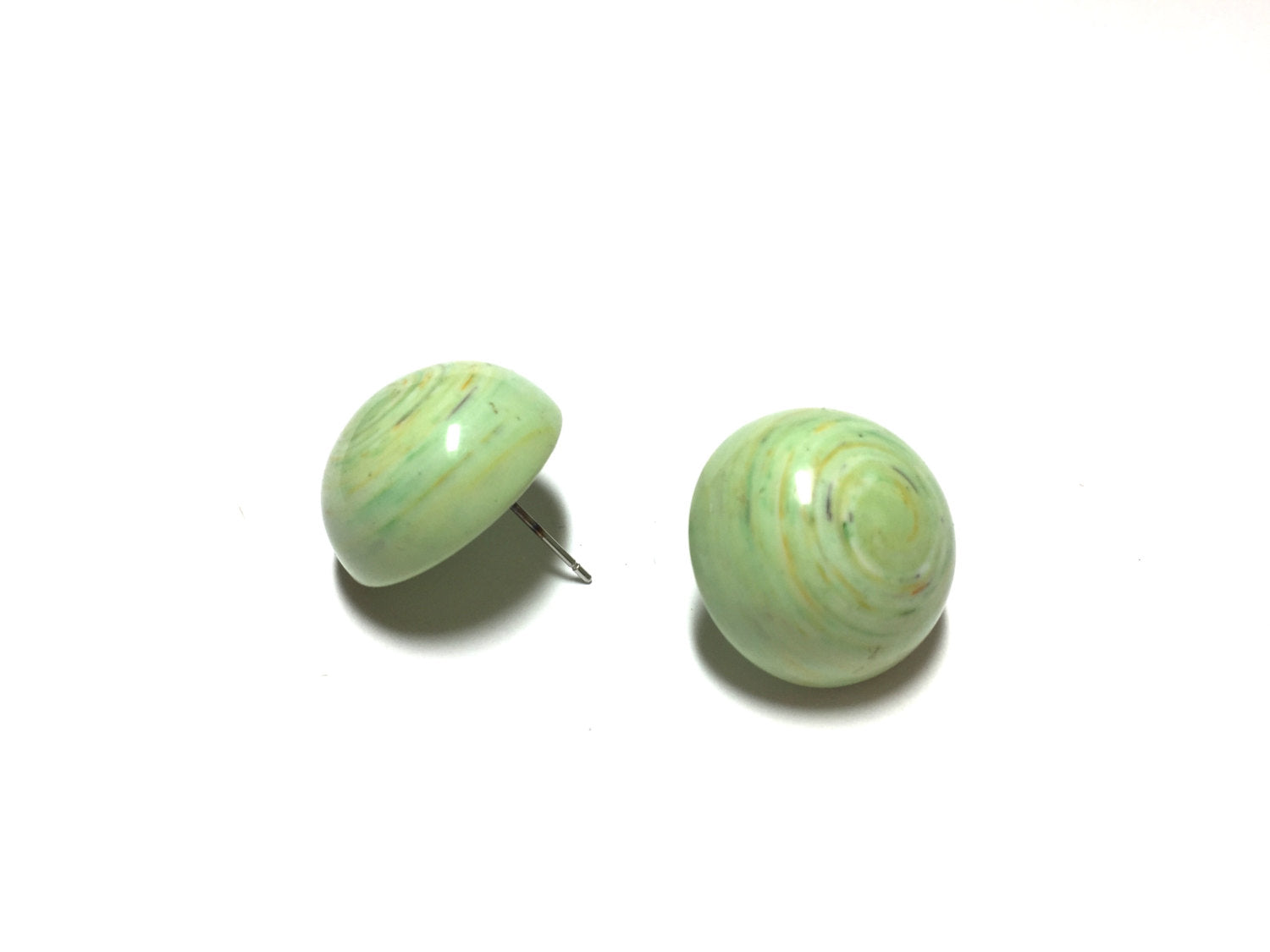 pastel green retro buttons