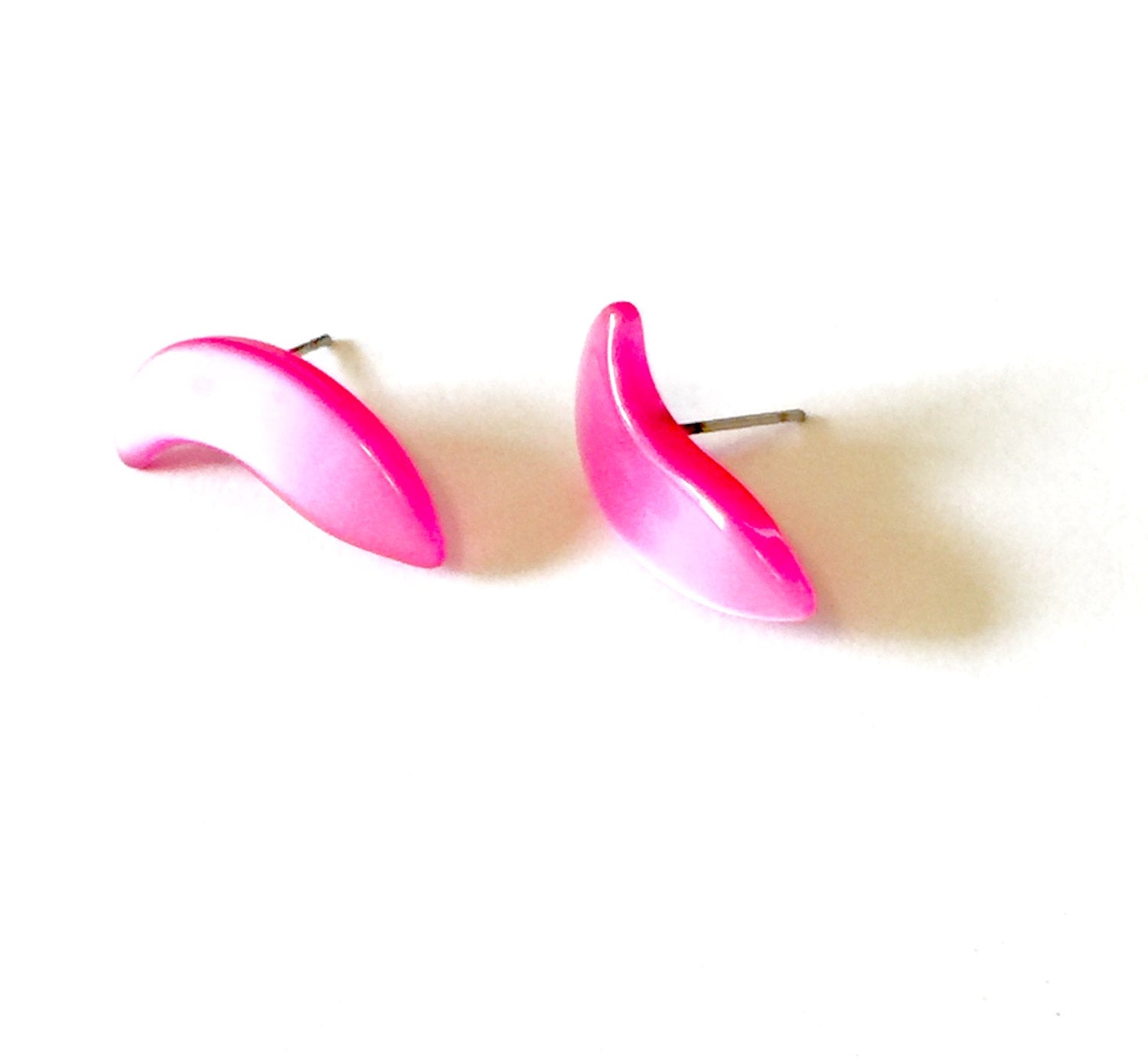 hot pink swirl earrings