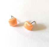 stud earrings peach square