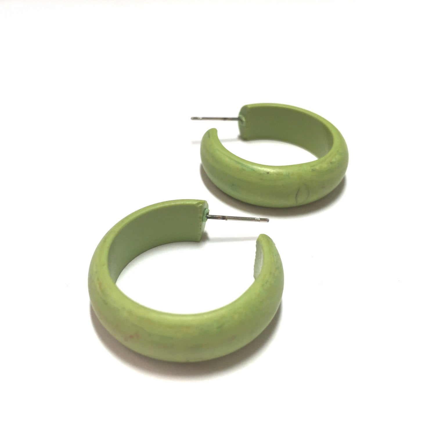 marbled green simple hoops