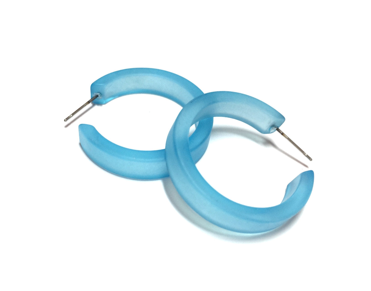 plastic blue hoop