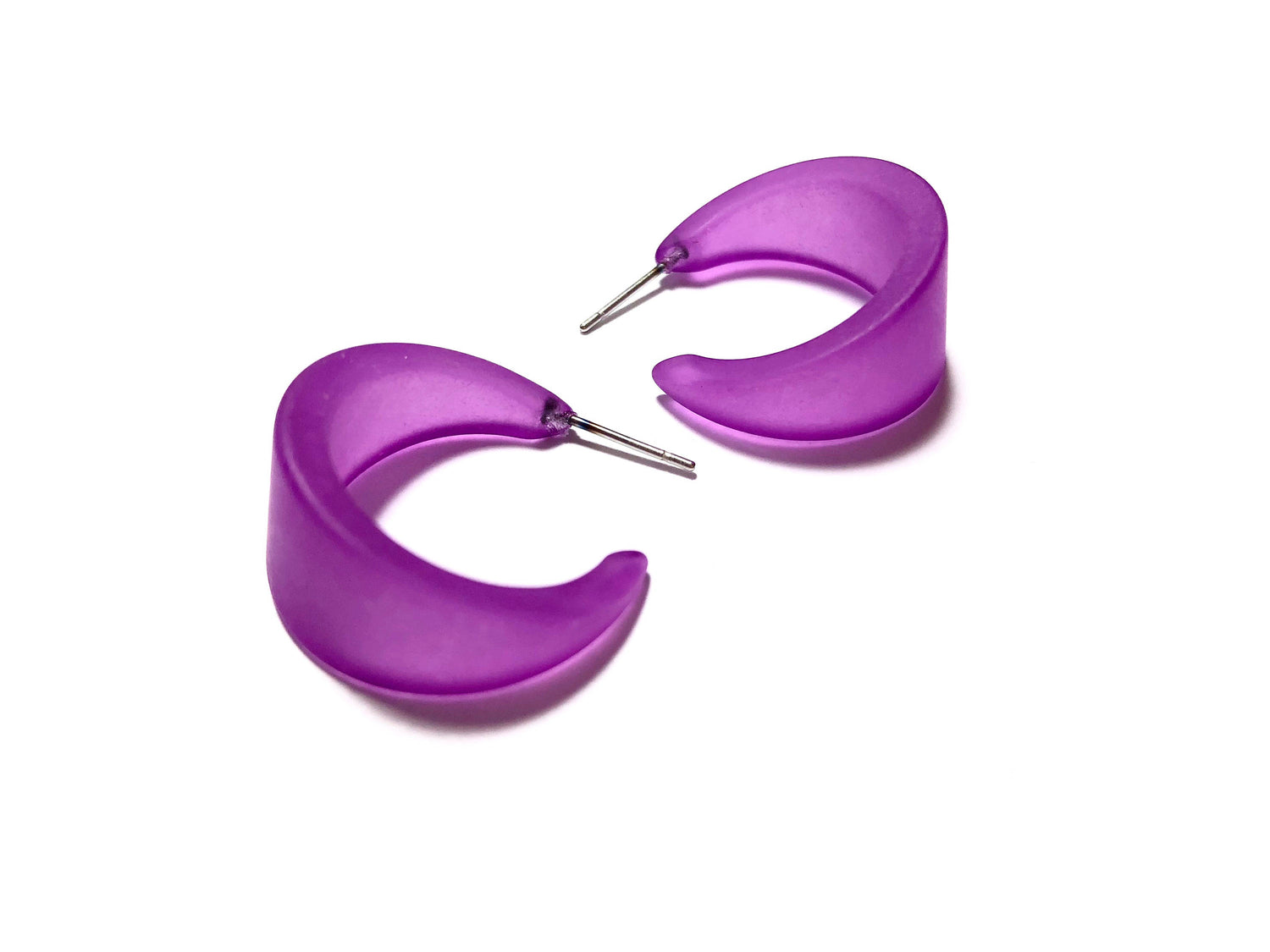 hoop earrings violet marilyn