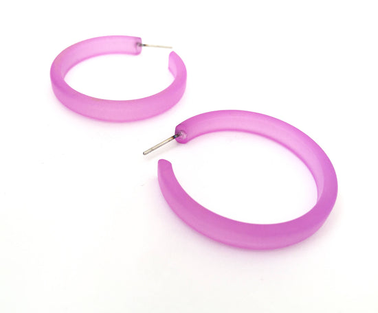 lilac classic hoops