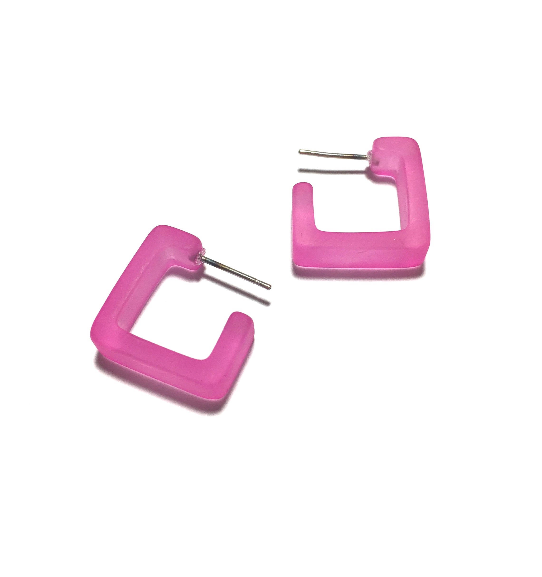 small square earrings pink