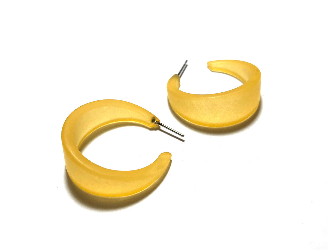 yellow frosted marilyn hoops