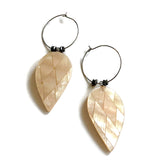 shell glow earrings