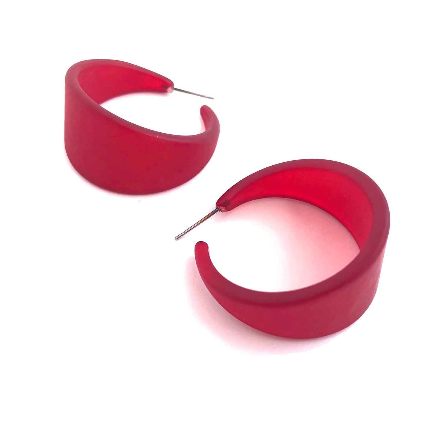 red tapered hoops