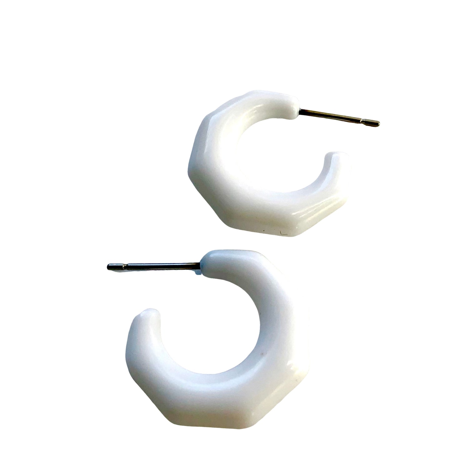 white scalloped hoop earrings