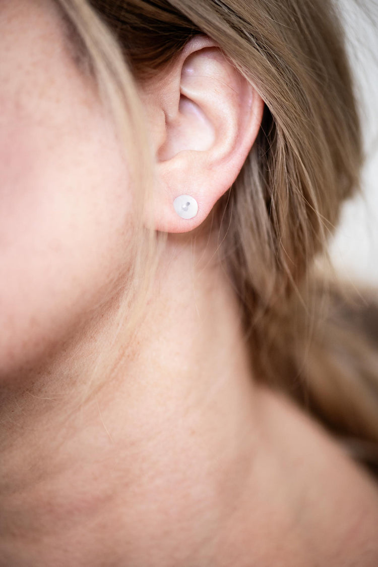 earrings for size